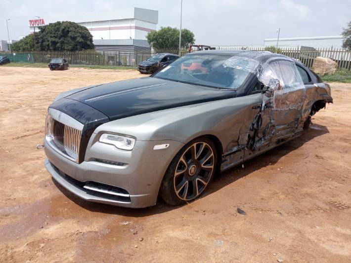 2017 ROLLS ROYCE WRAITH 6.5 V12 COUPE R400 000