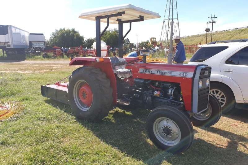 2WD tractors Massey Ferguson 240 R90 000