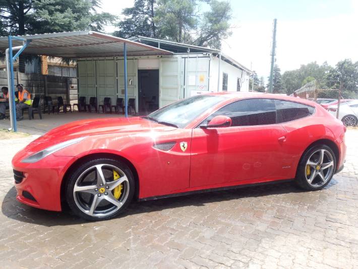2012 FERRARI FF30 R480 000