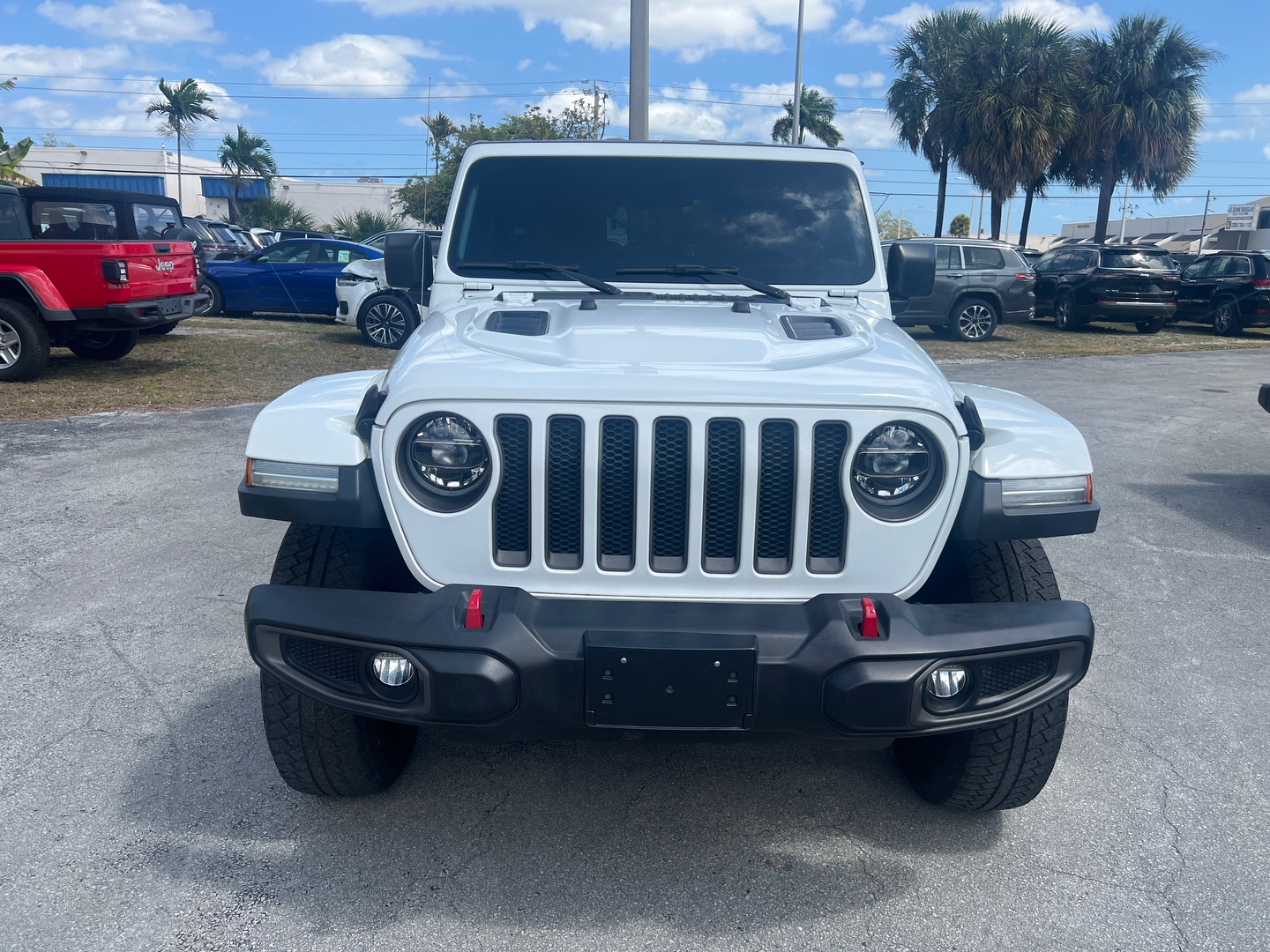 2020 JEEP WRANGLER UNLIMITED R200 000