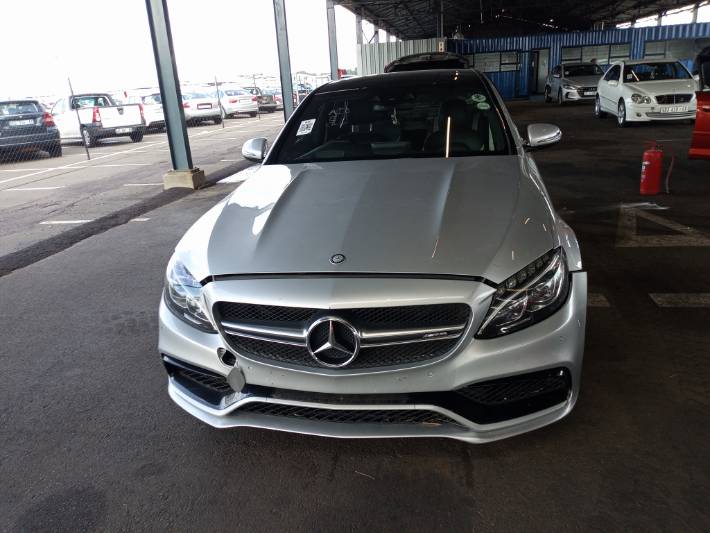 2015 MERCEDES-BENZ C63 AMG S R500 000