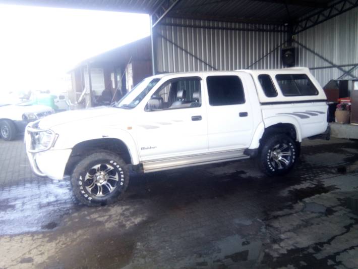 2003 TOYOTA HILUX 3.0KZ-TE RAIDER OFFER