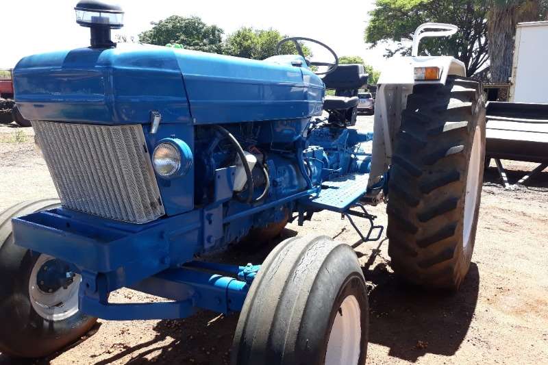 FORD 7160 TRACTOR 2X4 R43 000