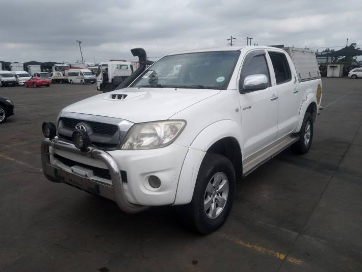 2011 TOYOTA HILUX 3.0 D-4D RAIDER 4X4