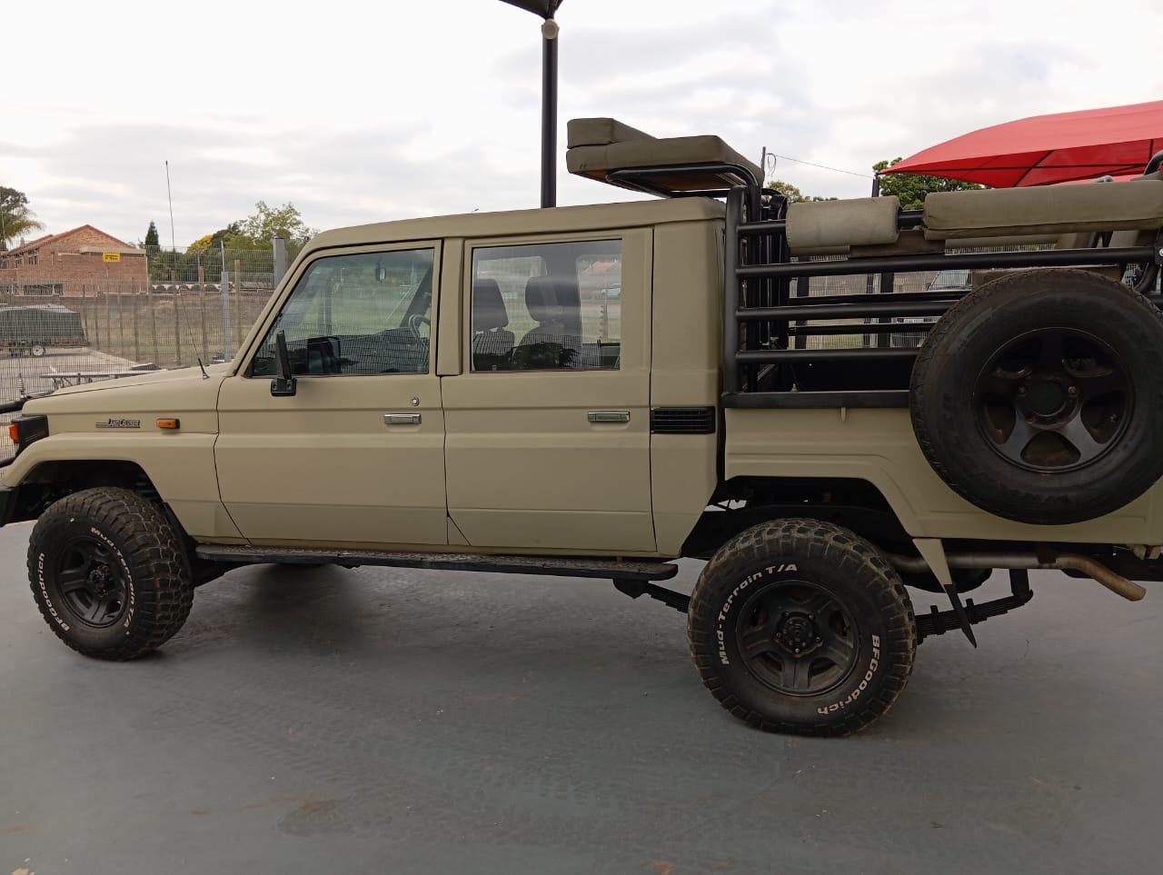 2005 Toyota Land Cruiser 70 Series 4.5 R130 000