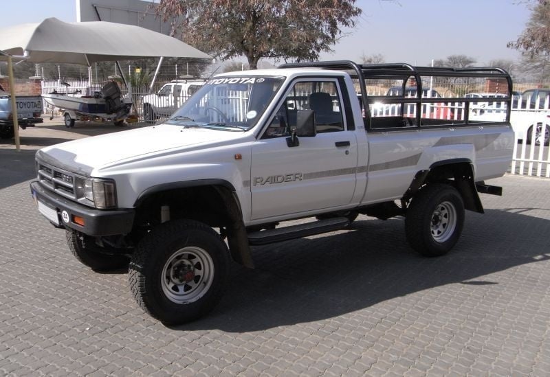 1998 Toyota Hilux 2.2 4Y 4x4 R50 000